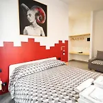 Neapolitan Flat 2 0 4*