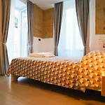 Neapolitan Flat 2 0 4*