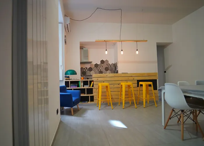 Neapolitan Flat 4* Neapol