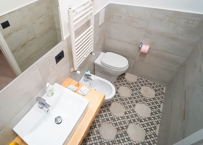 Neapolitan Flat Bed & Breakfast 4*