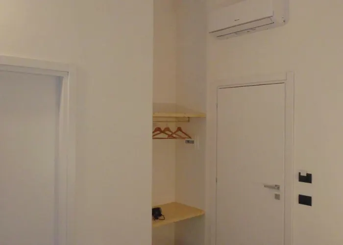 Neapolitan Flat 4* Neapol