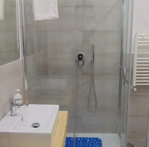 Neapolitan Flat 4* Neapol