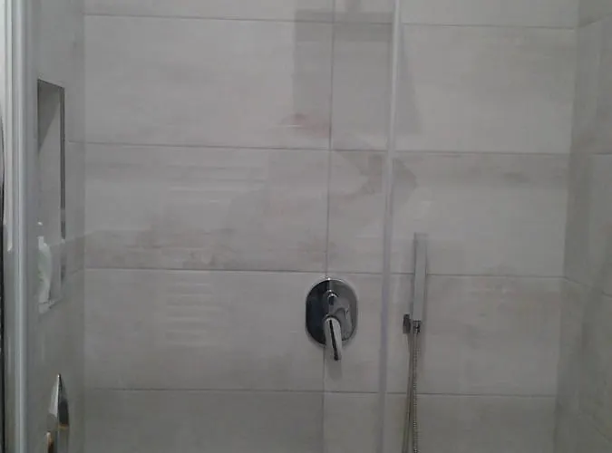 Neapolitan Flat Bed & Breakfast 4*