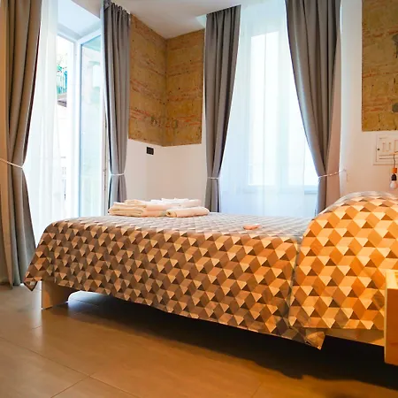 Neapolitan Flat 2 0 Bed & Breakfast 4*